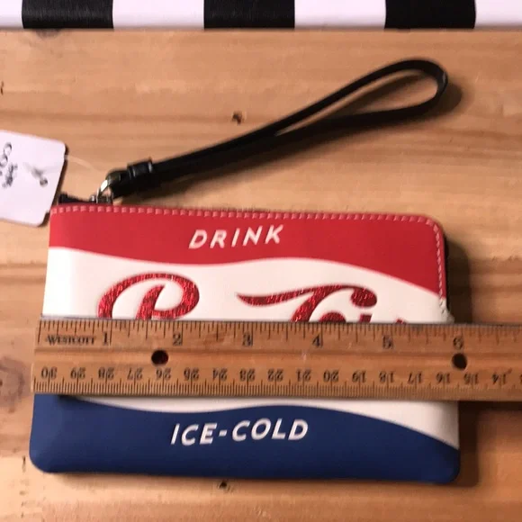 Coach x Pepsi Collab Retro Vintage Glittering Pepsi Cola Zipper Wristlet Pouch - Picture 15 of 16